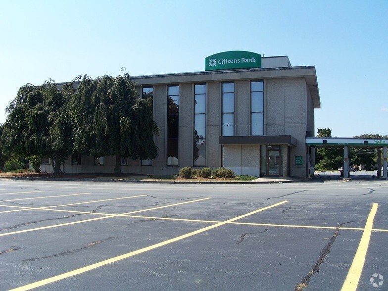 4 Plaza Way, Fairhaven, MA à louer - Photo de l’immeuble – Image 2 sur 100