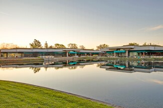Plus de détails pour 130 Stony Point Rd, Santa Rosa, CA - Bureau/Local commercial, Local commercial à louer