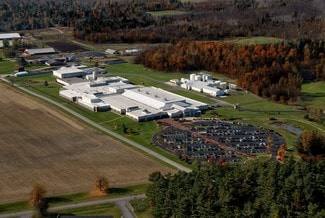 Plus de détails pour 641 Ridge Rd, Chazy, NY - Local d'activités à louer