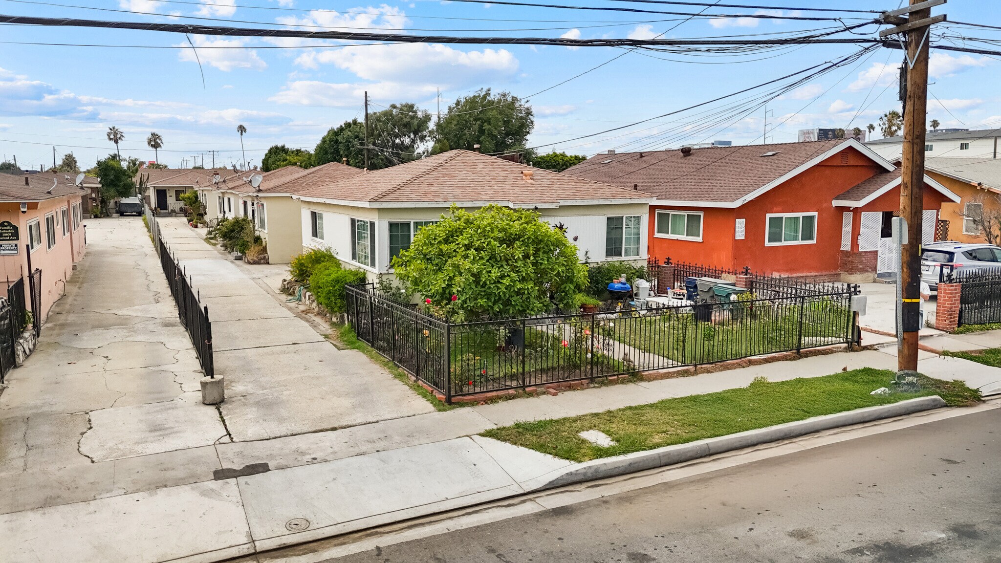 10605 Buford Ave, Inglewood, CA à vendre Photo de l’immeuble– Image 1 sur 10