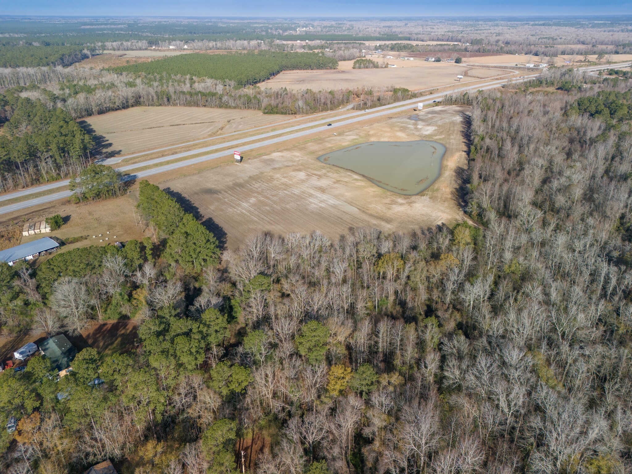 24 +- Acres Maysville Bypass, Maysville, NC à vendre Aérien– Image 1 sur 9