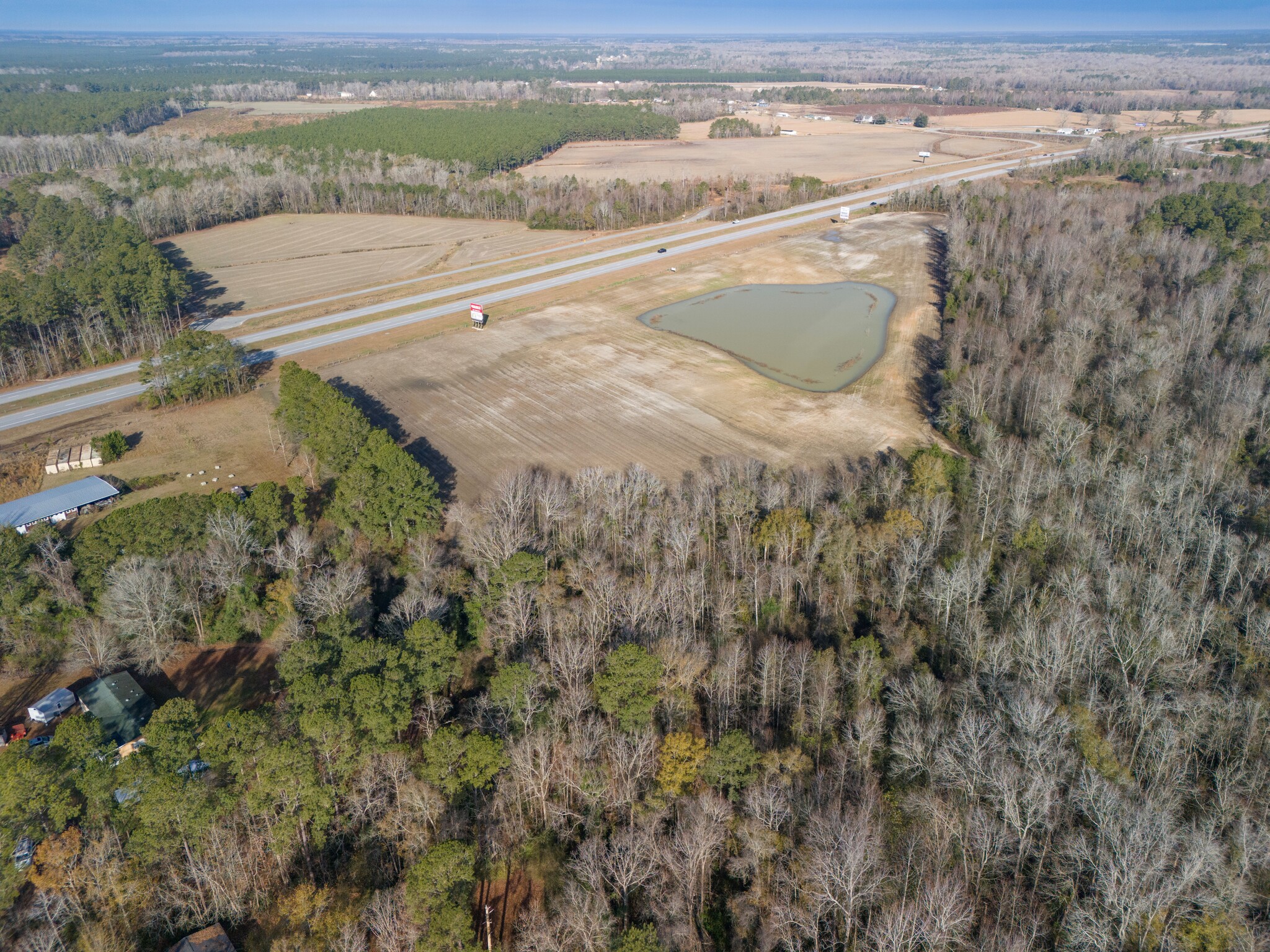24 +- Acres Maysville Bypass, Maysville, NC à vendre Aérien– Image 1 sur 9