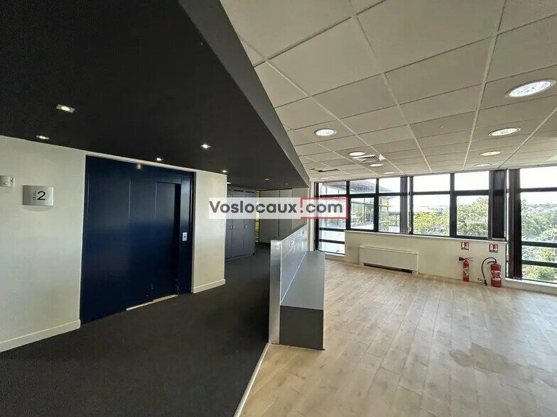 Bureau dans Biot à louer - Photo de l’immeuble – Image 1 sur 10