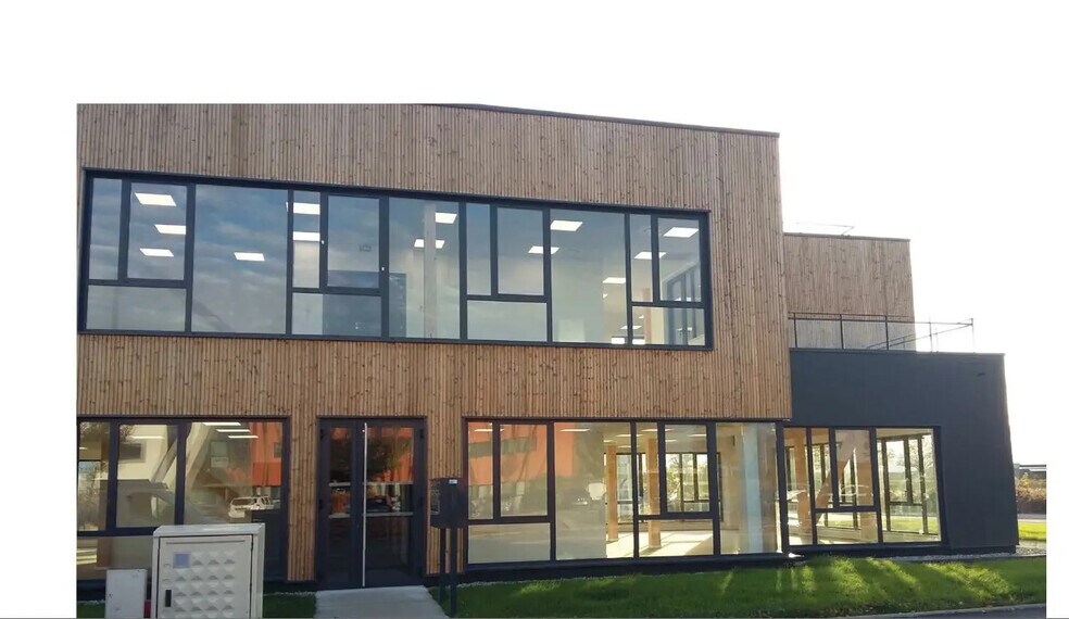 Bureau dans Ramonville-Saint-Agne à vendre - Photo de l’immeuble – Image 1 sur 11