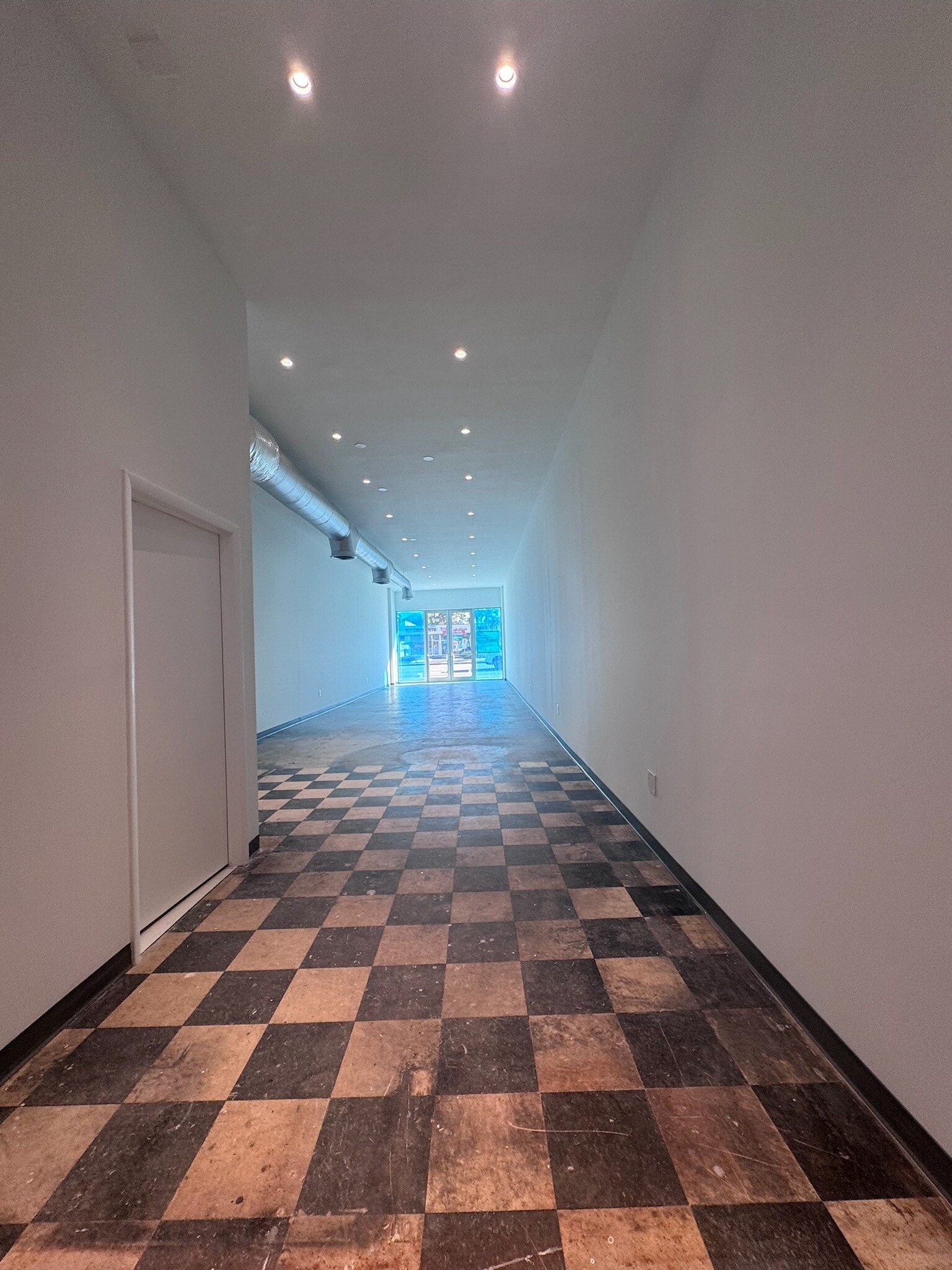 1949 NE 163rd St, North Miami Beach, FL à louer Photo intérieure– Image 1 sur 2