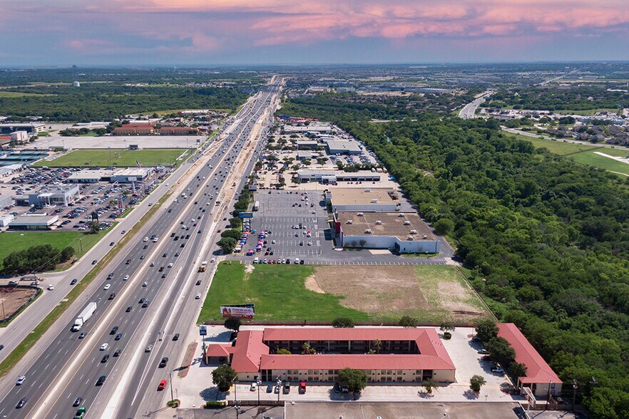 6813 NW Loop 410, San Antonio, TX à vendre - Aérien – Image 2 sur 4