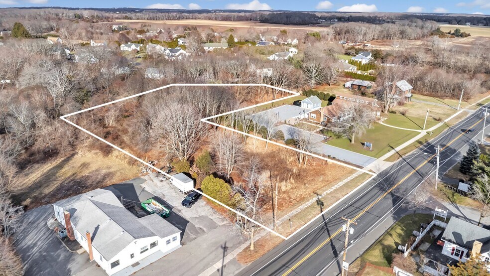 730 Main Rd & Church Ln Rd, Aquebogue, NY à vendre - Photo de l’immeuble – Image 1 sur 4