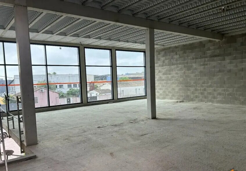 Local commercial dans Lunel à louer - Photo de l’immeuble – Image 2 sur 6