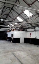 95 Haymerle Rd, Londres à louer Photo intérieure– Image 2 sur 6