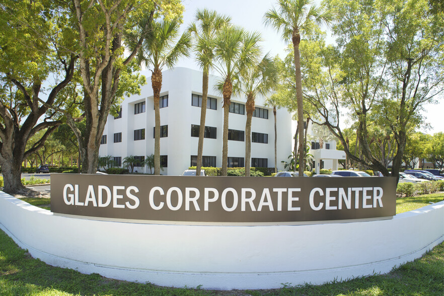 1800 NW Corporate Blvd, Boca Raton, FL à louer - Photo de l’immeuble – Image 3 sur 7