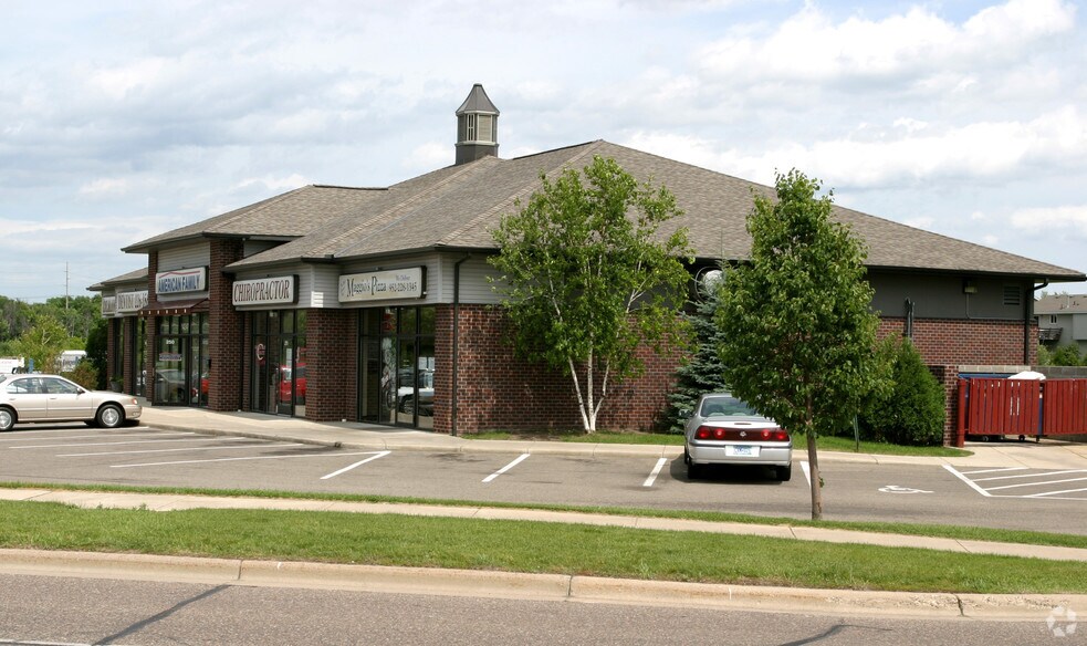 14247 O'Connell Ct, Savage, MN à louer - Photo de l’immeuble – Image 2 sur 22