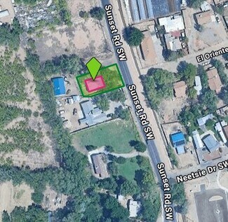 Plus de détails pour 425 Sunset Rd SW, Albuquerque, NM - Logement à vendre