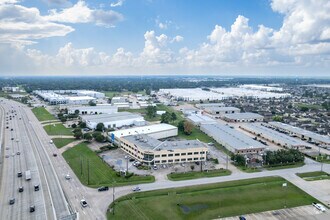 8400 N Sam Houston Pky W, Houston, TX - VUE AÉRIENNE  vue de carte