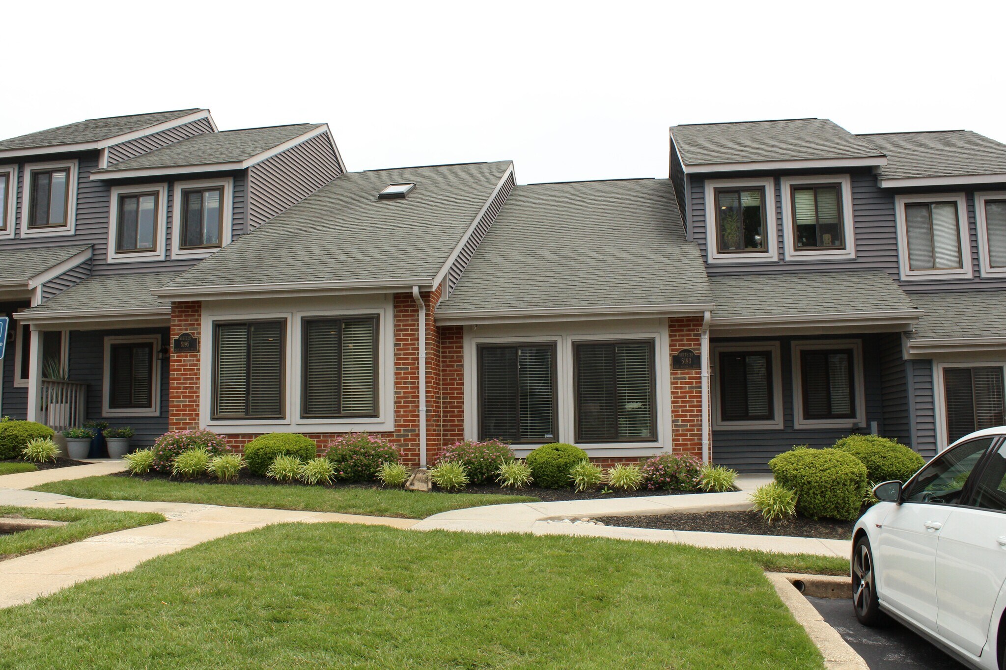 5193 W Woodmill Dr, Wilmington, DE à vendre Photo de l’immeuble– Image 1 sur 4