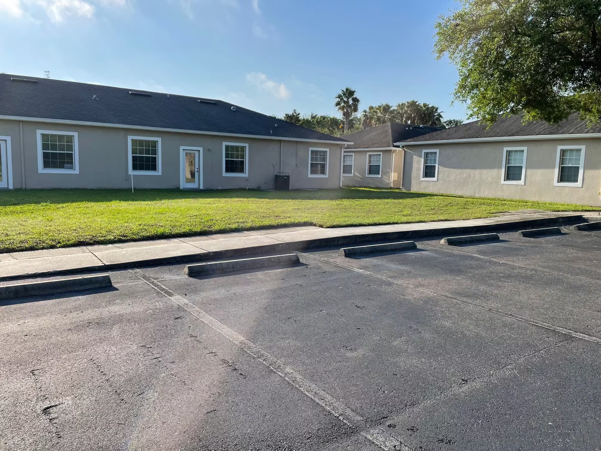 13105 Linebaugh ave, Tampa, FL à vendre Photo principale– Image 1 sur 6