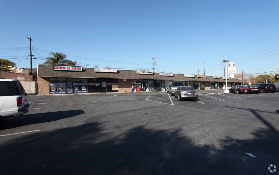 13676-13694 Telegraph Rd, Whittier, CA à louer - Photo de l’immeuble – Image 2 sur 2