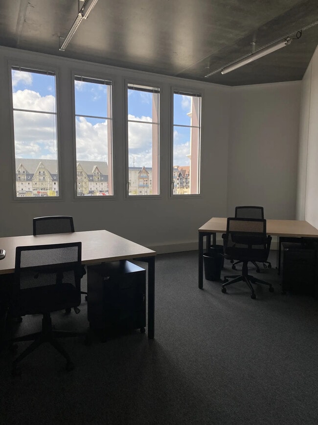 Plus de détails pour 60 Rue Bernard Giraudeau, Montpellier - Bureau à louer