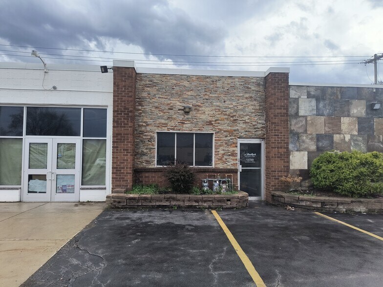 2755 Harlem Rd, Buffalo, NY à vendre - Photo de l’immeuble – Image 3 sur 12