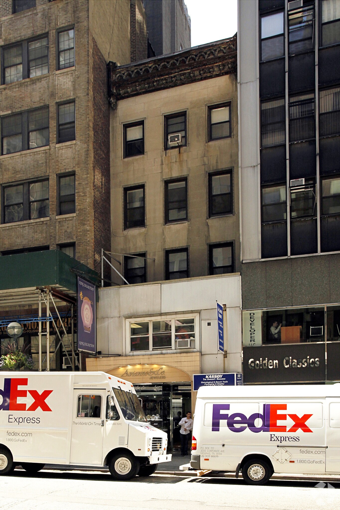 21 W 47th St, New York, NY à louer Photo principale– Image 1 sur 3