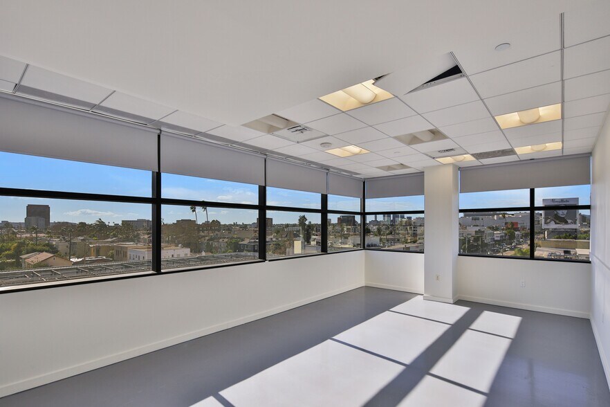 8201 Beverly Blvd, Los Angeles, CA à louer - Photo intérieure – Image 3 sur 9