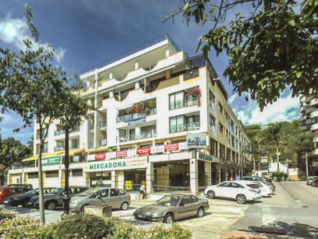 Avenida Ricardo Soriano, 72-76, Marbella, Málaga à louer Photo principale– Image 1 sur 2