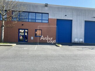 Plus de détails pour Bureau, Local d'activités à louer