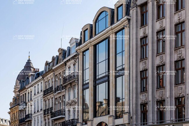 Plus de détails pour 16 Place Du Général De Gaulle, Lille - Bureau à louer