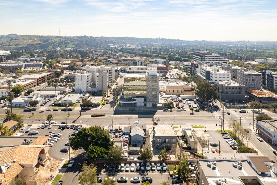 9808 Venice Blvd, Culver City, CA à louer - Aérien – Image 3 sur 5