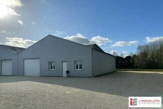 Plus de détails pour Local d'activités à louer