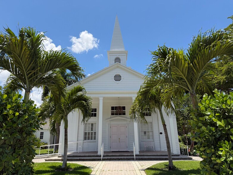 200 SE 7th Ave, Delray Beach, FL à vendre - Photo de l’immeuble – Image 1 sur 12