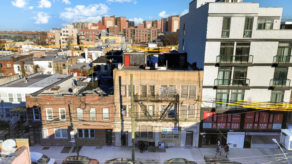 2869 W 17th St, Brooklyn, NY à vendre - Photo de l’immeuble – Image 3 sur 15