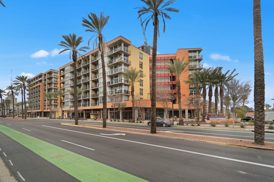 600 N 4th St, Phoenix, AZ à louer - Photo de l’immeuble – Image 2 sur 21