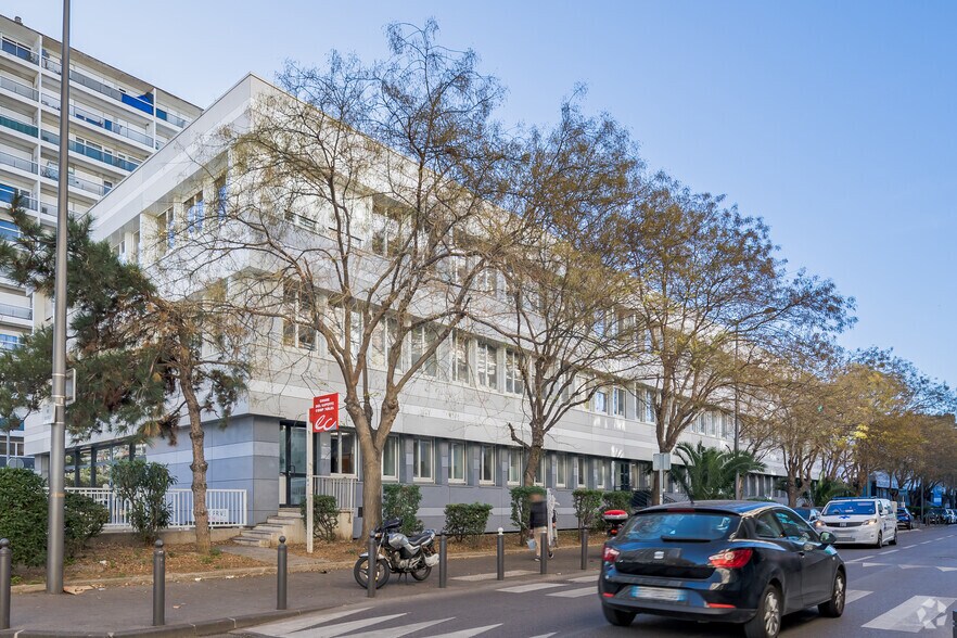 9001 Rue Negresko, Marseille à louer - Photo de l’immeuble – Image 3 sur 4