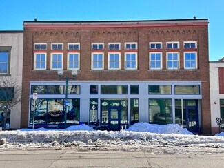 Plus de détails pour 2022-2024 Superior St W, Duluth, MN - Local commercial à louer