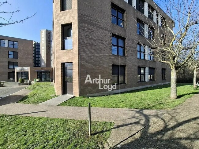 Plus de détails pour Bureau à louer