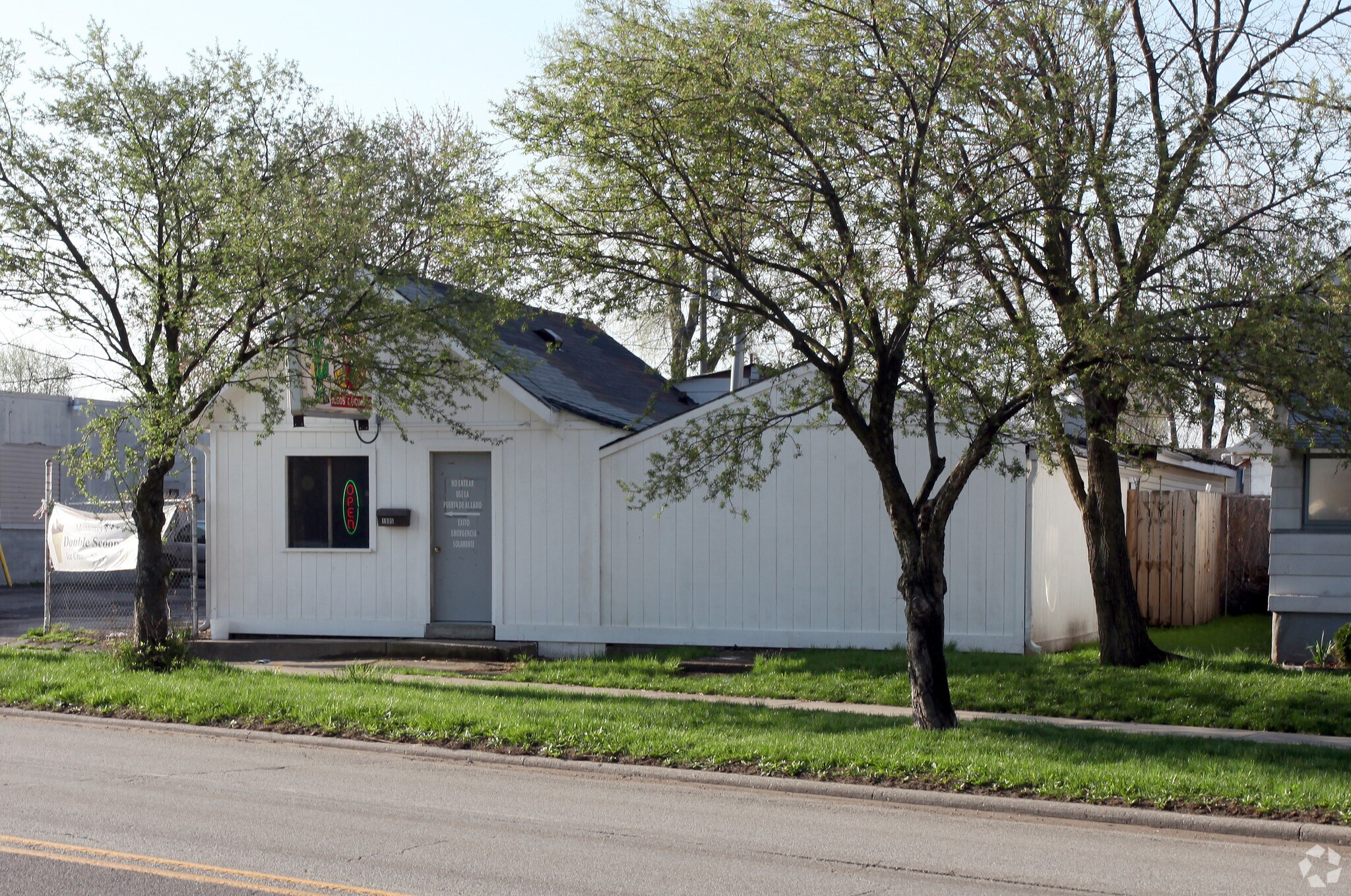 1905 E Southeastern Ave, Indianapolis, IN à vendre Photo principale– Image 1 sur 3