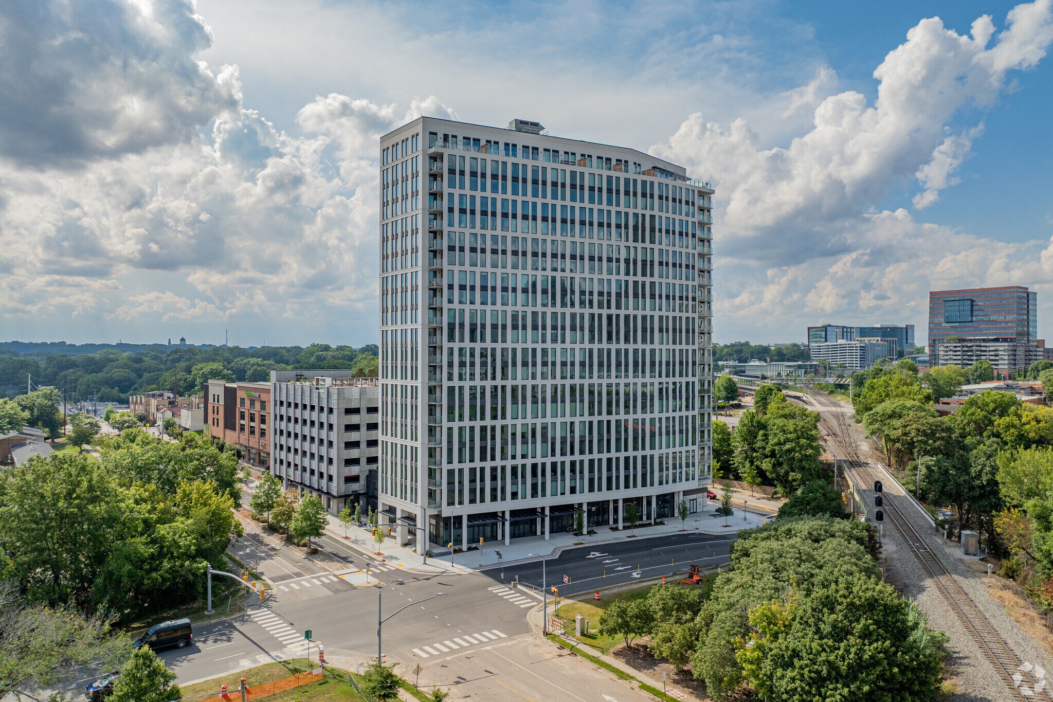 319 W Lenoir St, Raleigh, NC à louer Photo principale– Image 1 sur 40