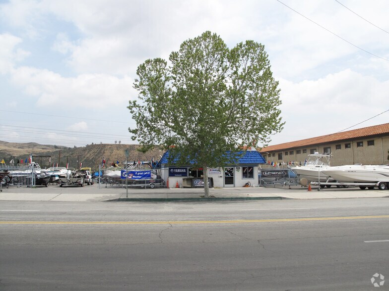 31752 Ridge Route Rd, Castaic, CA à vendre - Photo de l’immeuble – Image 2 sur 14