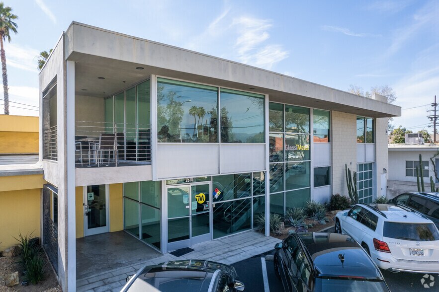 2670-2672 E Walnut St, Pasadena, CA à vendre - Photo de l’immeuble – Image 3 sur 11