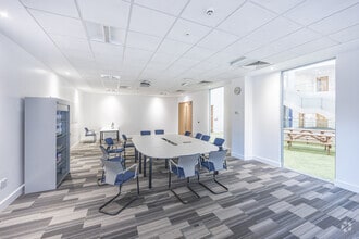 Queensway, Newport à louer Photo intérieure– Image 2 sur 4