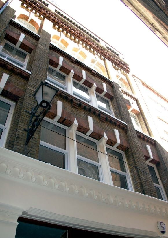 52 Bow Ln, Londres à louer Photo de l’immeuble– Image 1 sur 11