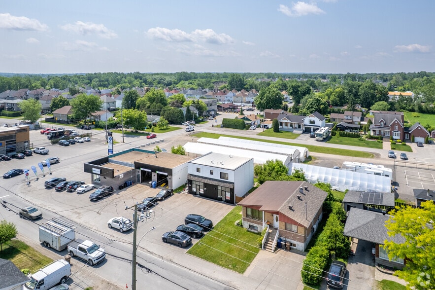 934 Champagne, Laval, QC à louer - Aérien – Image 2 sur 2