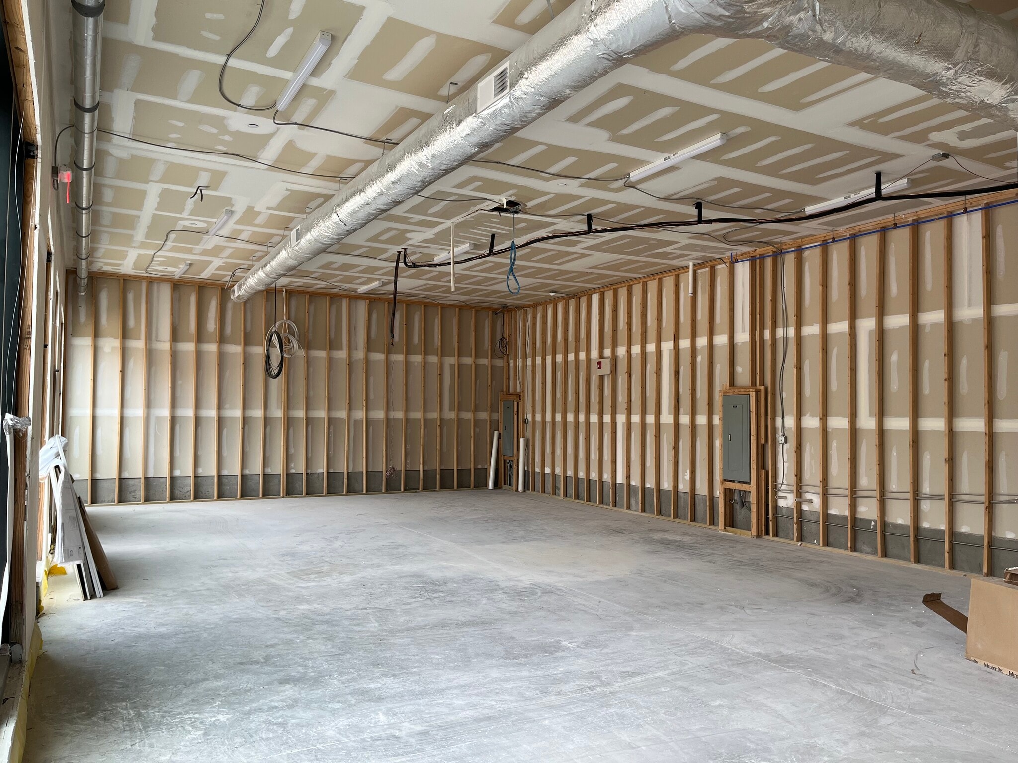 2812 Jefferson Ave, Newport News, VA à louer Photo intérieure– Image 1 sur 4