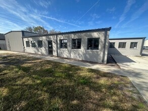 7 San Bartola Dr, Saint Augustine, FL à louer Photo de l’immeuble– Image 1 sur 3