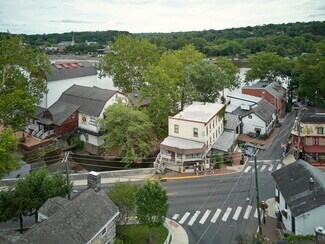 Plus de détails pour 76 S Main St, New Hope, PA - Local commercial à vendre