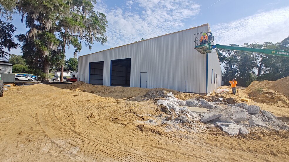 12142 County 484 Hwy, Belleview, FL à vendre - Photo de l’immeuble – Image 3 sur 11