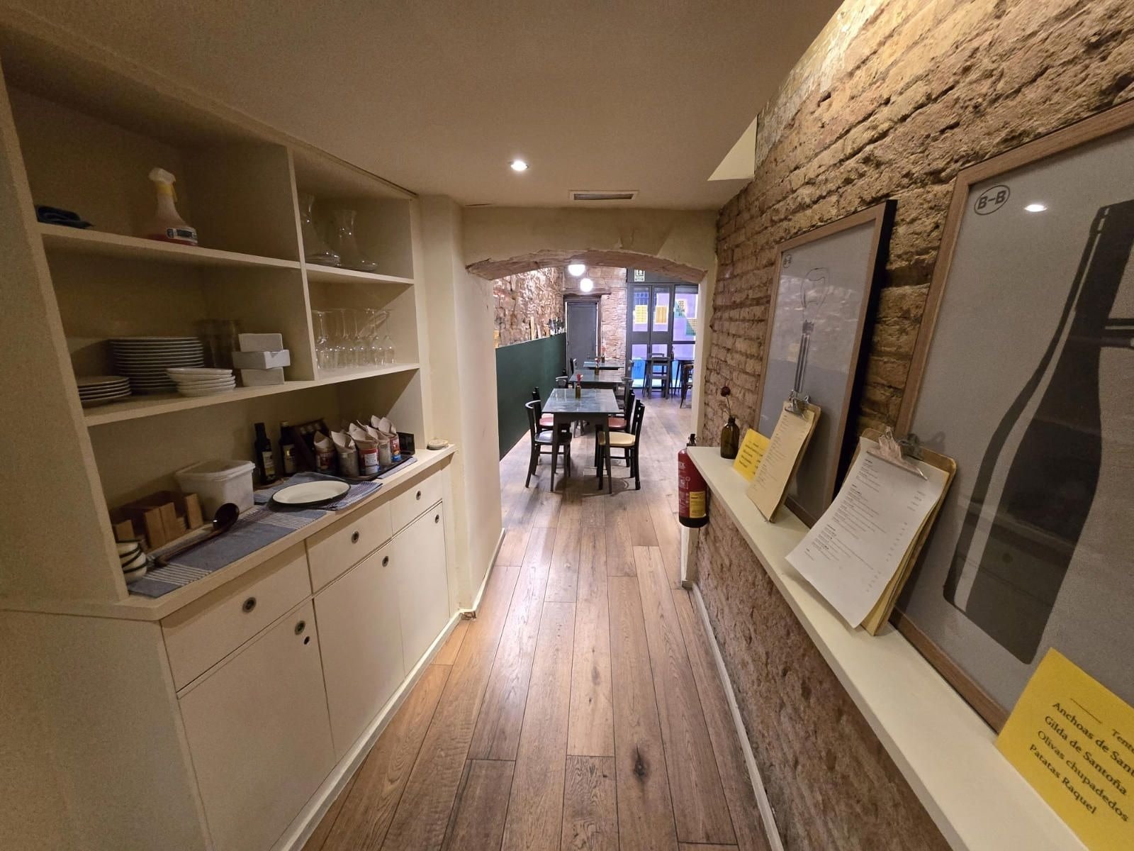 Local commercial dans Barcelone, Barcelona à louer Photo intérieure– Image 1 sur 12