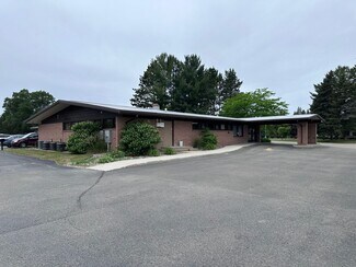 Plus de détails pour 1010 W North Down River Rd, Grayling, MI - Santé à vendre