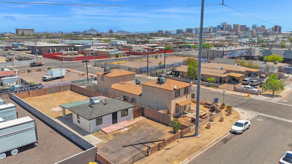 1806 W Sherman St, Phoenix, AZ à vendre - Photo de l’immeuble – Image 1 sur 16