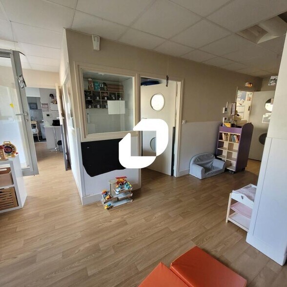 8 Rue Edouard Naud, Issy-les-Moulineaux à louer - Photo de l’immeuble – Image 2 sur 40